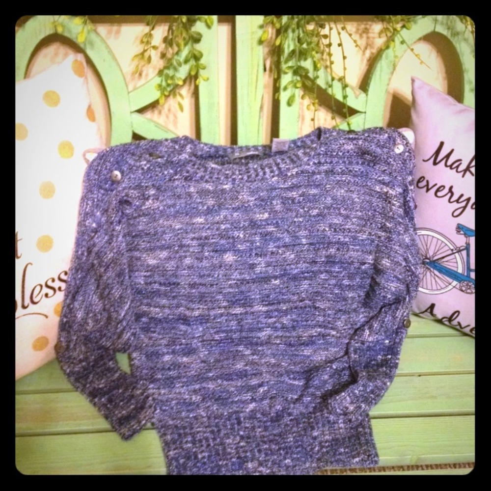 Ladies small long sleeve sweater new directions